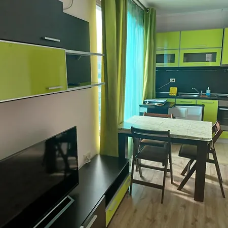 Apartment локация златина *