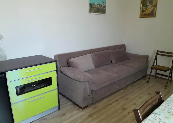 Apartment локация златина *